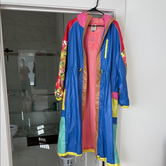 Farm Rio Raincoat - Picture 1 of 10